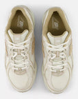 New Balance 740 IN2