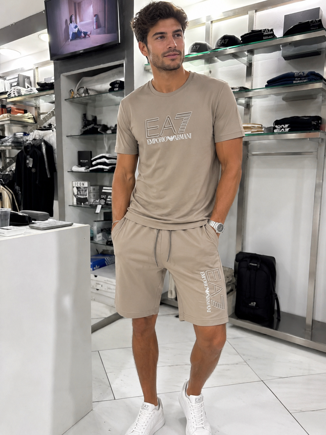 Completo EA7 Emporio Armani Con Logo A Contrasto